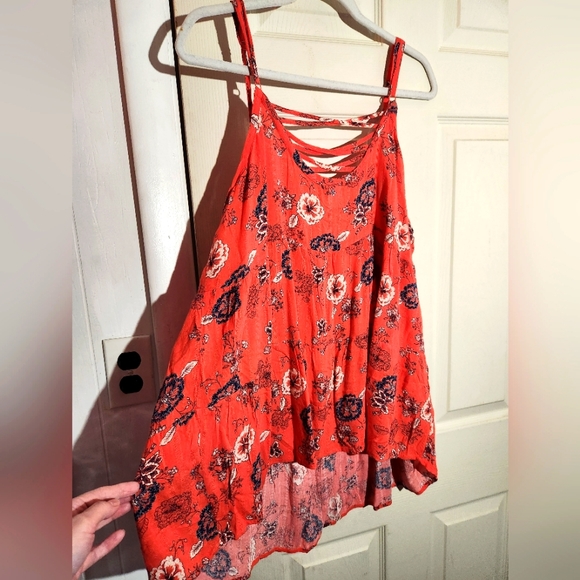 💚VINTAGE TORRID FLORAL HIGH LOW STRAPPY CROSSBACK PLUS SIZE GENTLY USED CAMI 2X - Picture 2 of 7